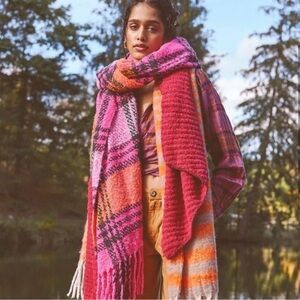 Juicy Couture Blanket Scarf